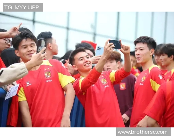 广州足球队防反战术解析与得失评估的深度剖析